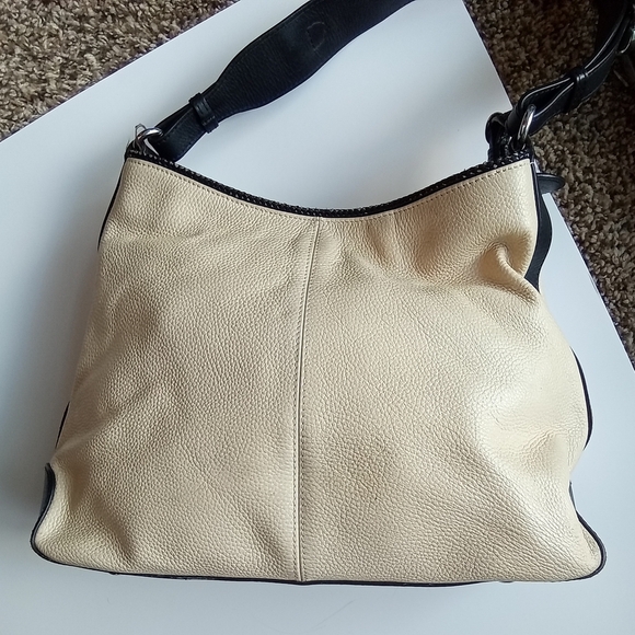 Tuckér Tweed Equestrian Manor Tote Shoulder Bag Black and Cream - Picture 4 of 7